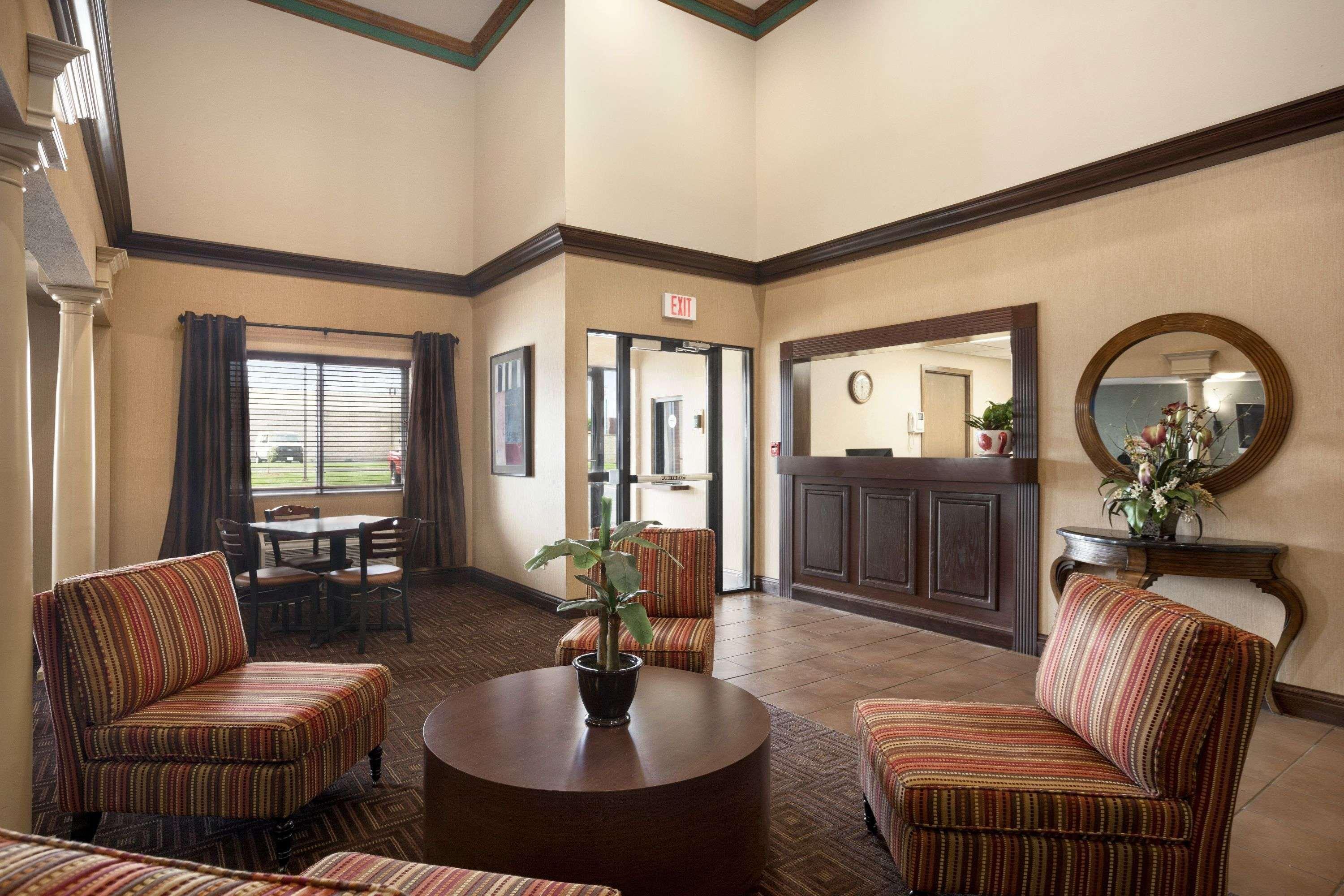 Super 8 By Wyndham Fairview Heights-St. Louis Motel Екстериор снимка