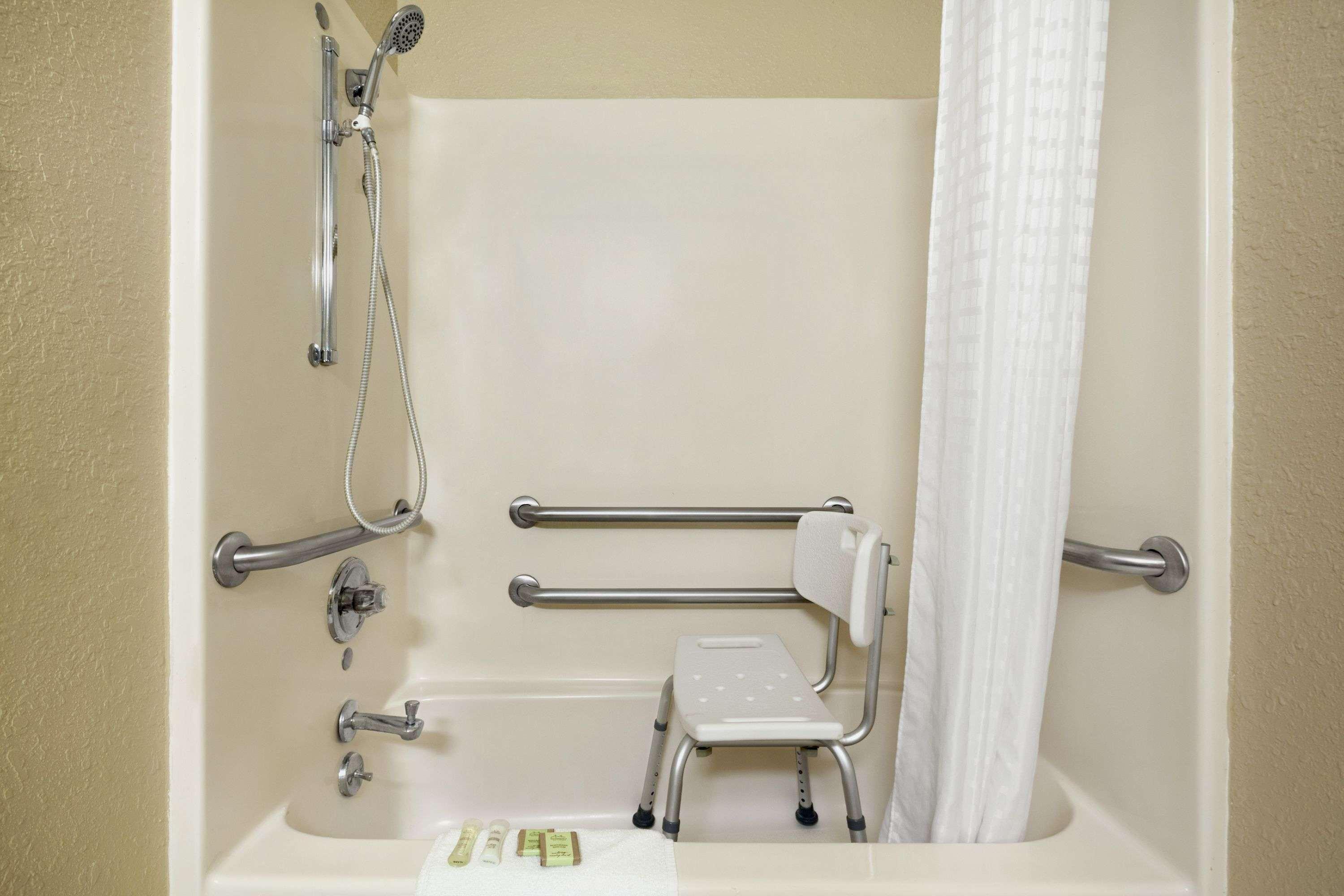 Super 8 By Wyndham Fairview Heights-St. Louis Motel Екстериор снимка